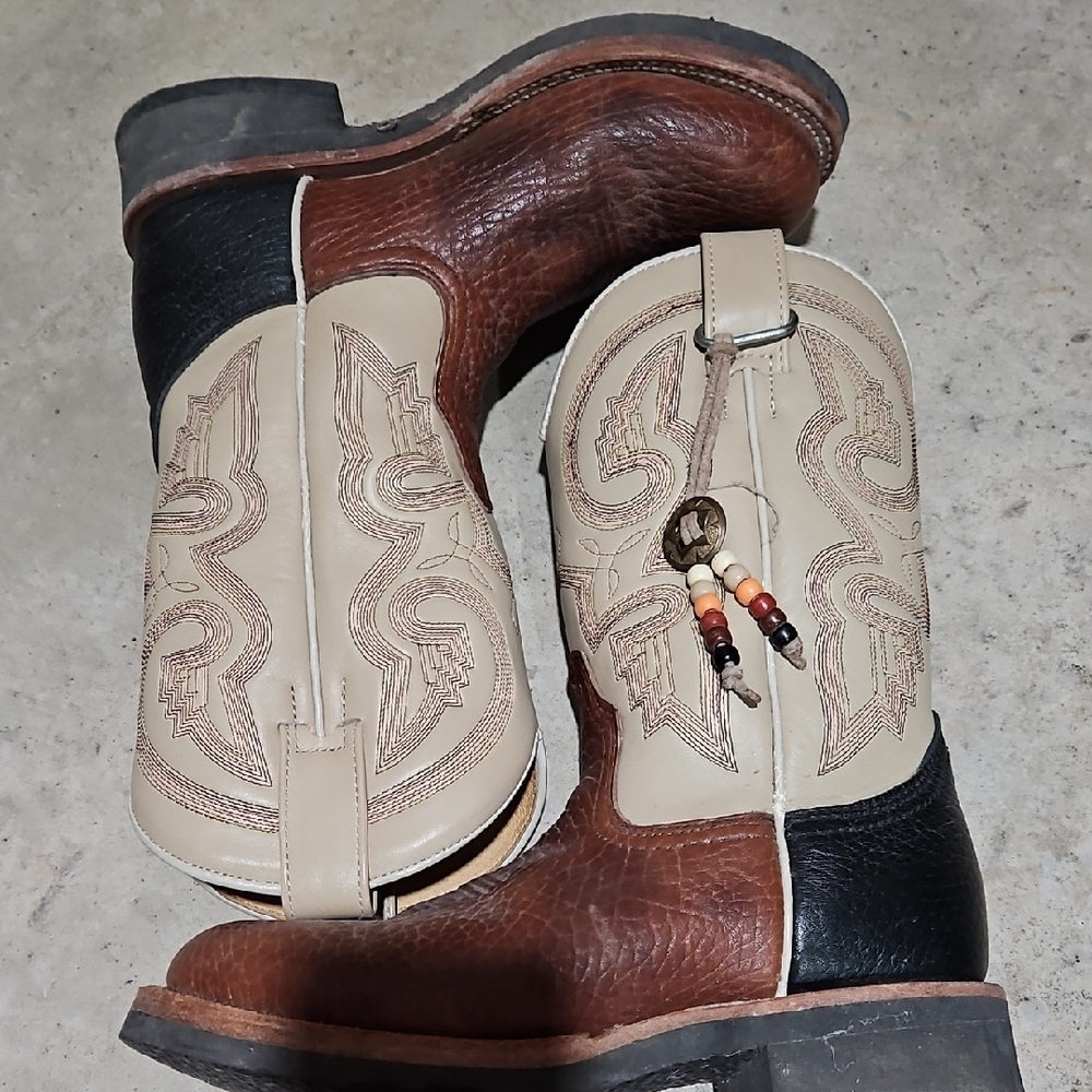 Roper Tan and Cream Leather Boots - Picture 3 of 7